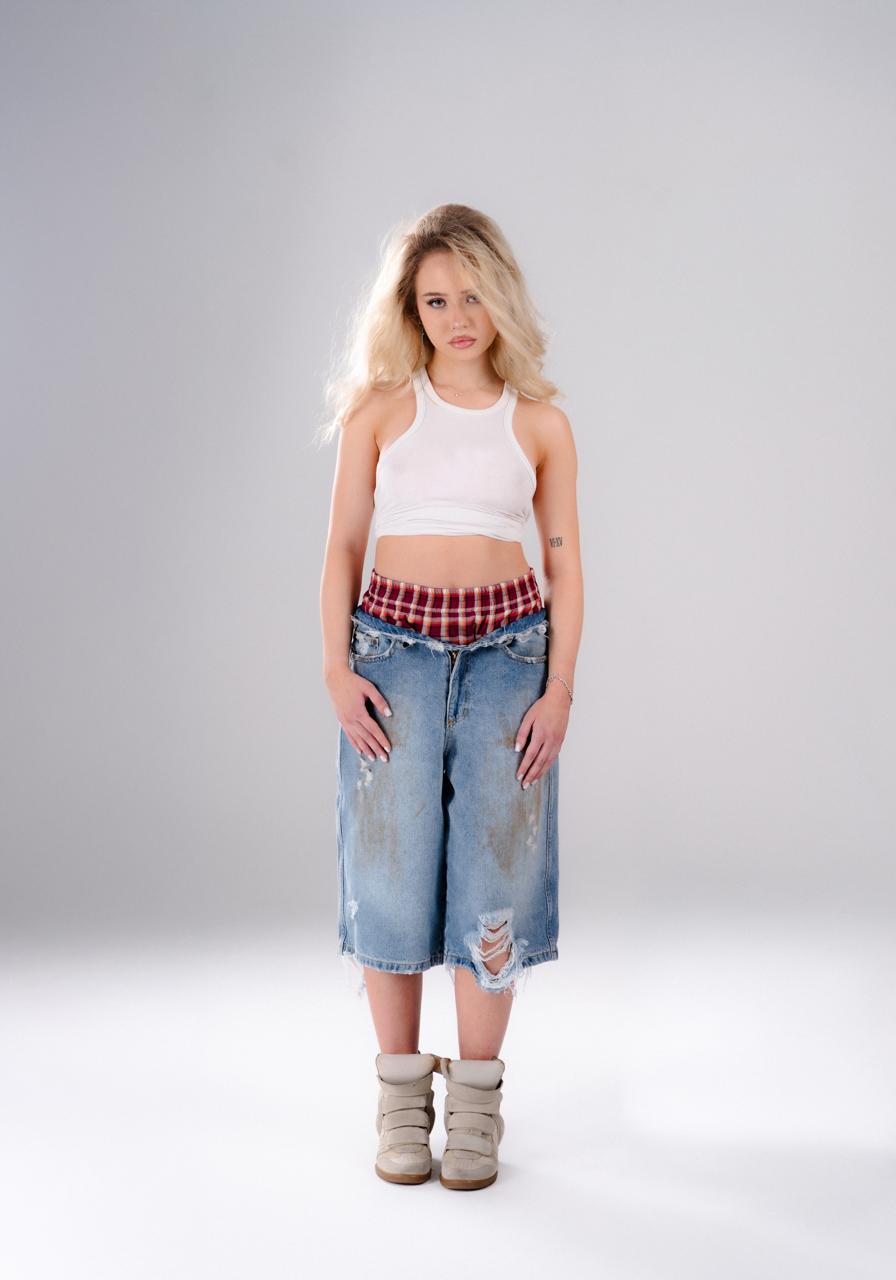 BURGUNDY REBEL JEANS