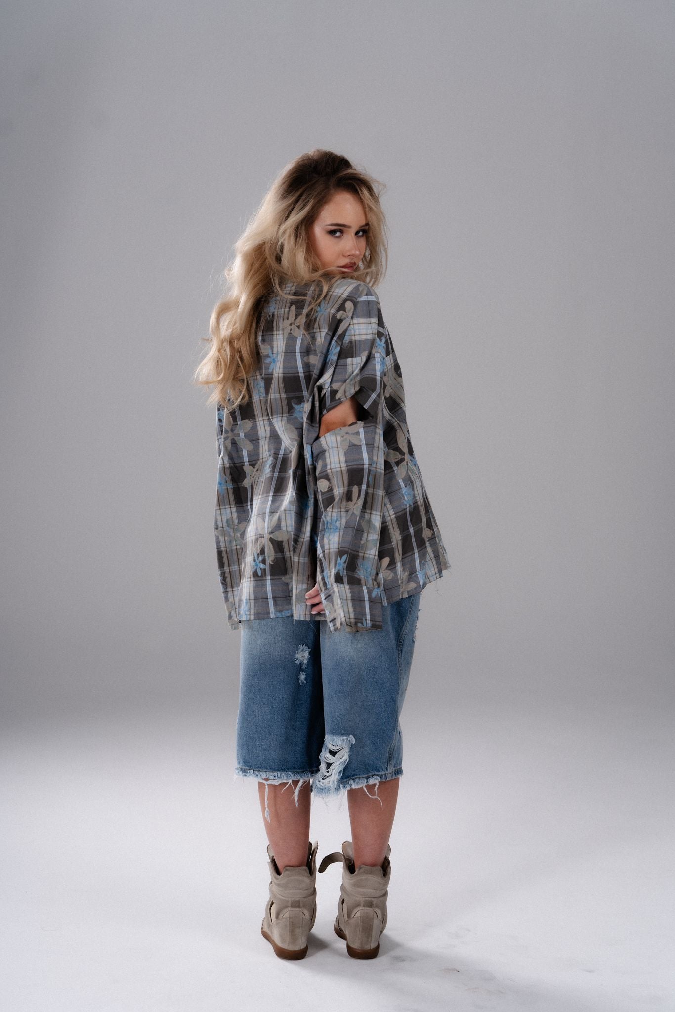 FLORAL GRUNGE SHIRT