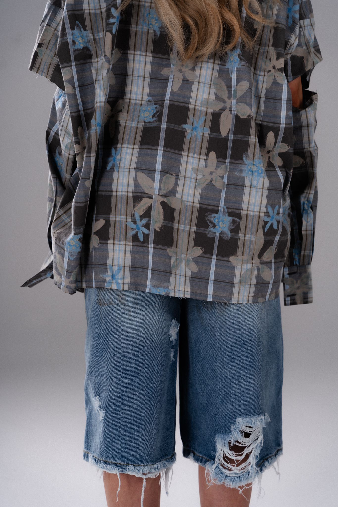 FLORAL GRUNGE SHIRT