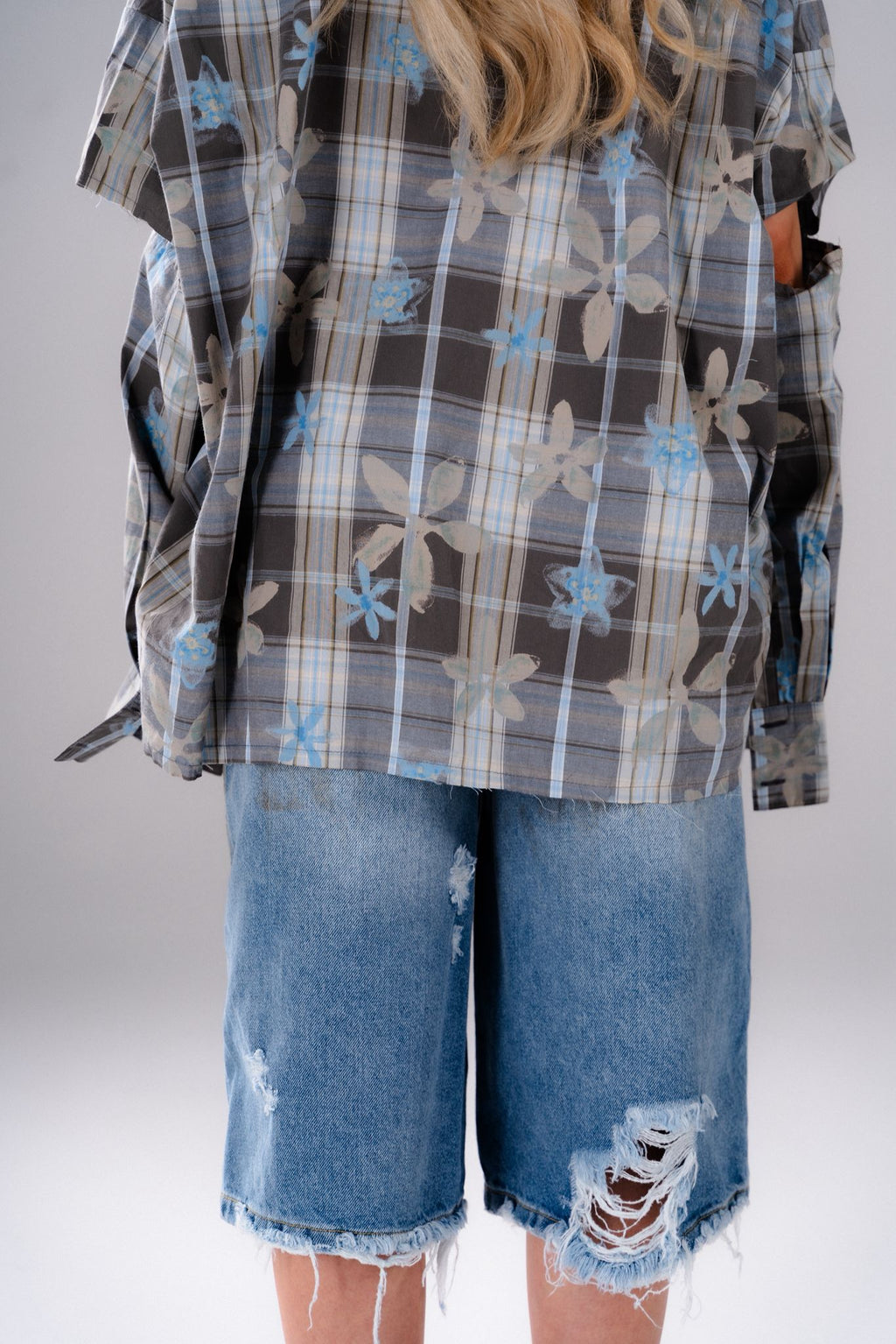 FLORAL GRUNGE JEANS